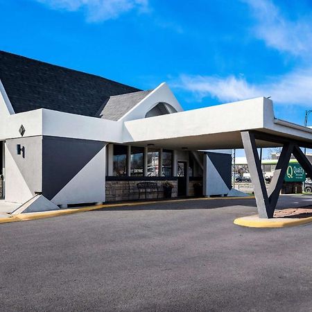 Quality Inn & Suites Near I-480 And I-29 Council Bluffs Eksteriør bilde