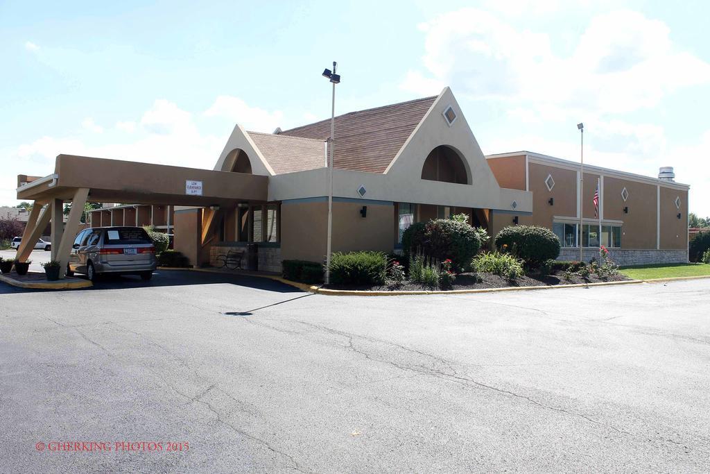 Quality Inn & Suites Near I-480 And I-29 Council Bluffs Eksteriør bilde