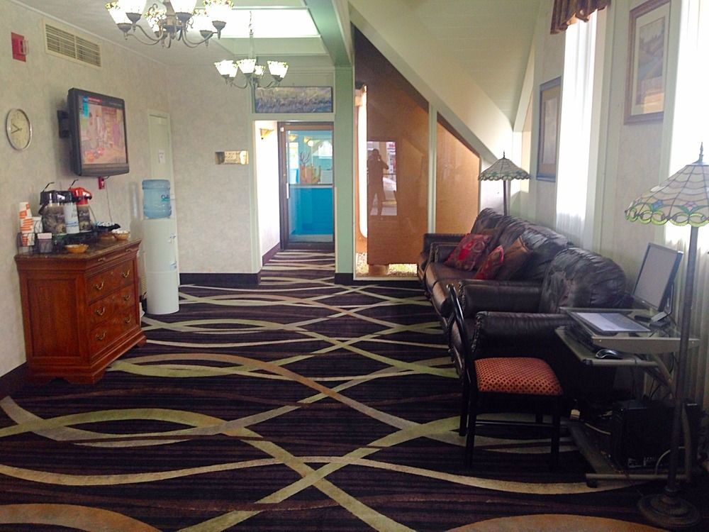 Quality Inn & Suites Near I-480 And I-29 Council Bluffs Eksteriør bilde