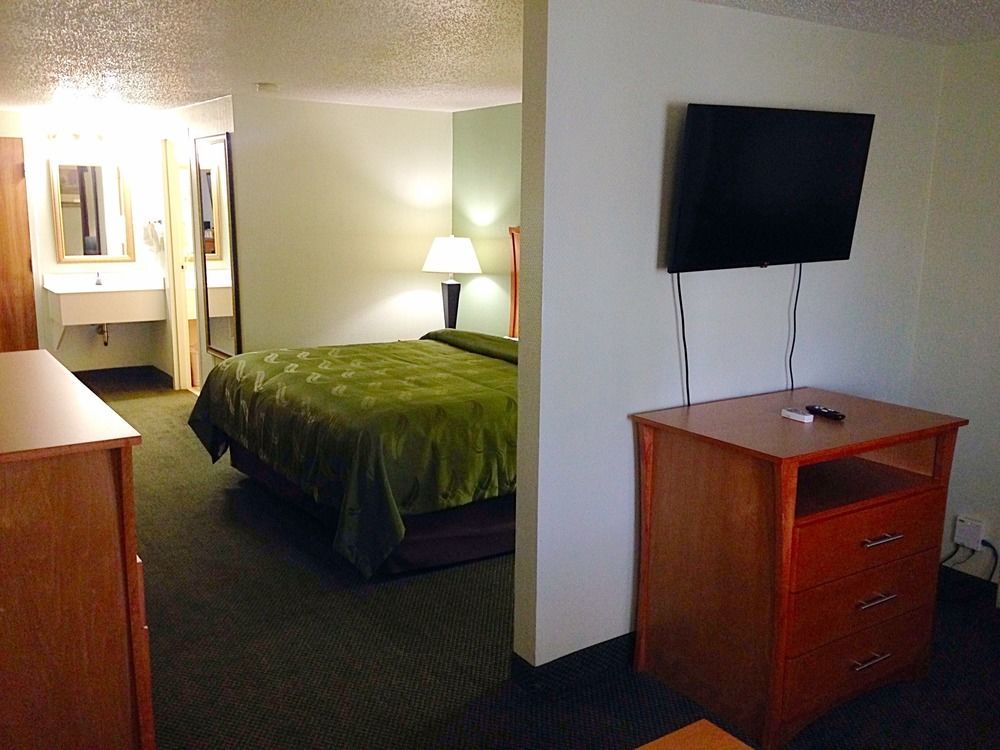 Quality Inn & Suites Near I-480 And I-29 Council Bluffs Eksteriør bilde
