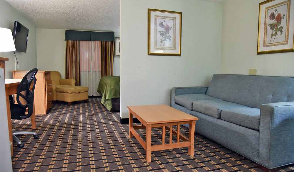 Quality Inn & Suites Near I-480 And I-29 Council Bluffs Eksteriør bilde